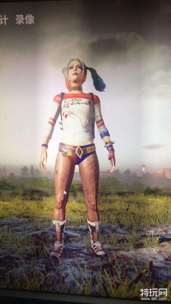 pubg小丑女买家秀辣眼睛性感黑丝变粗腿