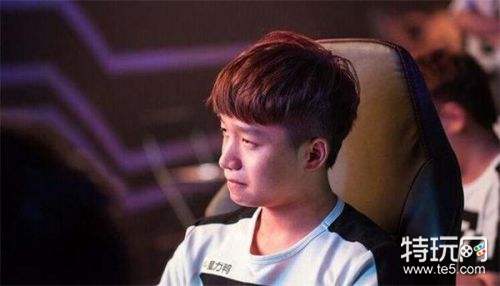 厂长Clearlove:遗憾未突破八强明年还会继续打