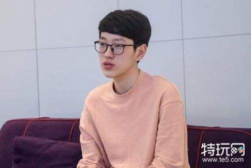 SKTs9新阵容解读:九人阵容还会引援吗?