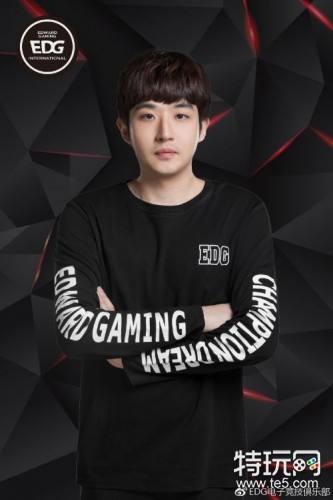EDG公布管理教练组 Mole成为EDG替补中单