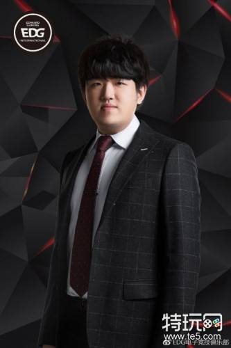 EDG公布管理教练组 Mole成为EDG替补中单
