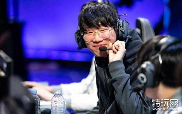 宝蓝在ig战队什么地位教练193上场直呼蓝哥