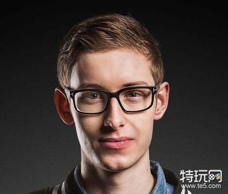 Bjergsen-2015-Summer.png