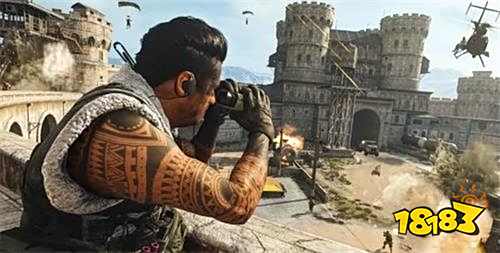 使命召唤战区单排吃鸡教学 跳伞配装推荐