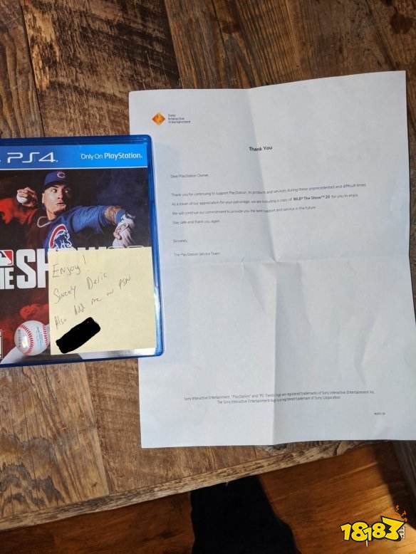 网友的PS4因光驱故障返厂维修 索尼送回时附赠大礼！