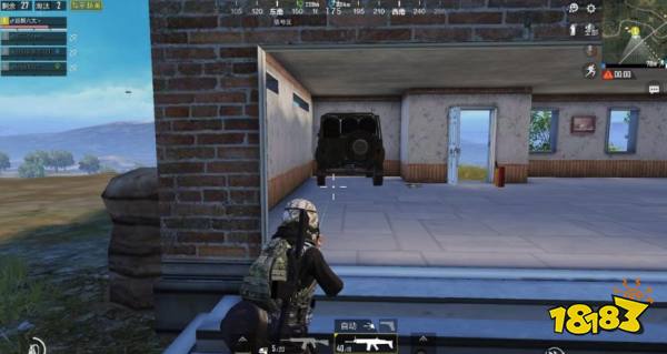 和平精英假车库攻防技巧