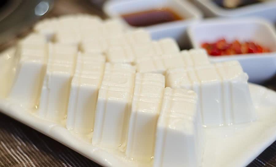 蚂蚁庄园今日答案    8.26 生活中常见的日本豆腐主要原料其实是?