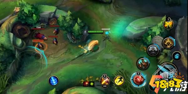 二,龙龟玩法技巧龙龟是打野英雄,当然也可以去上路,一级学二技能,如果