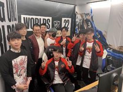 <b>SGB淘汰后官方发推感谢粉丝支持</b>