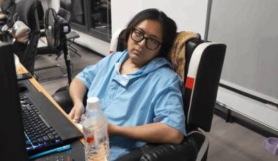 《明末》夏思源陷入沉寂：遭遇网络暴力后已两月未更新动态