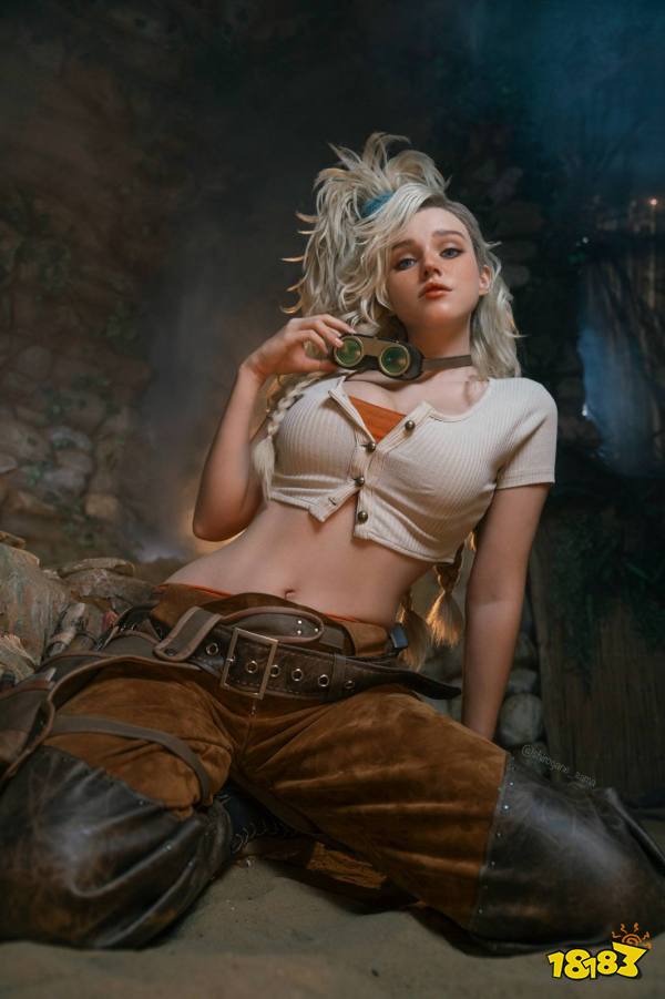 杰玛 Cos 道具:钳与锤的使用状态