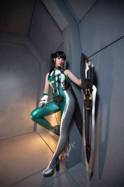 《剑星》最新COS:造型神还原,一起图赏